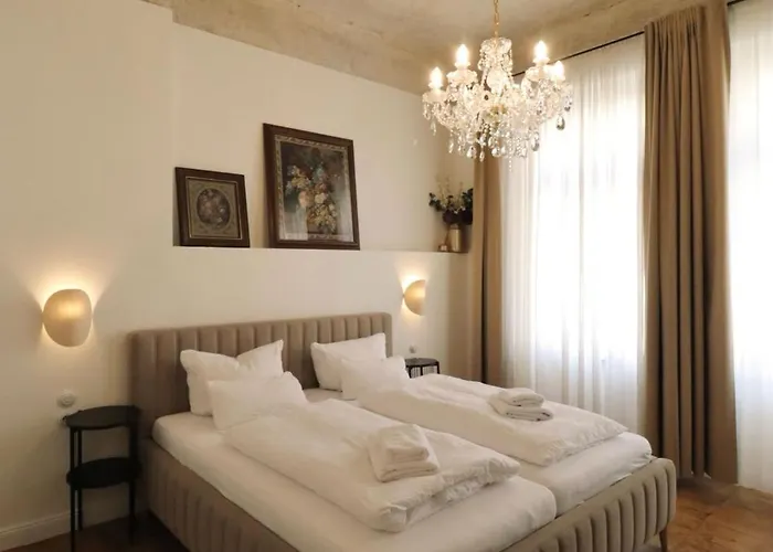 Apartma Juliana 1905 شقة *